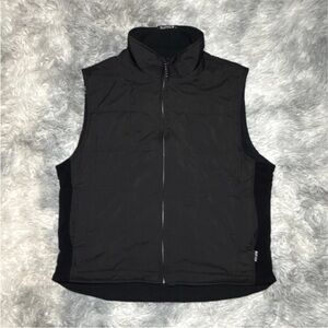Sunice Black Quilted Women's Reversible Vest